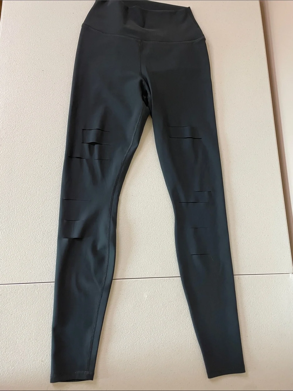 ALO Yoga High Waist Warrior Legging - Small